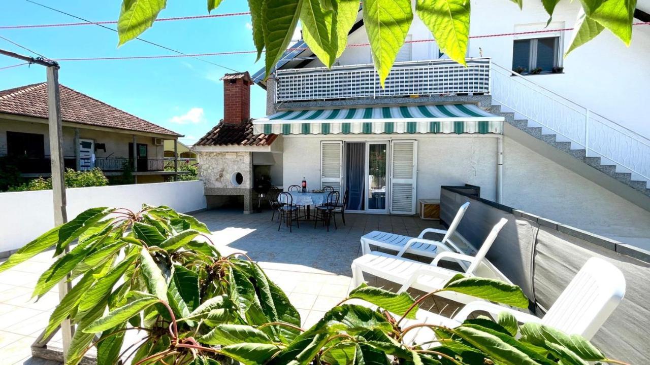 Apartment For 6 + Free Parking Place Zadar Ngoại thất bức ảnh